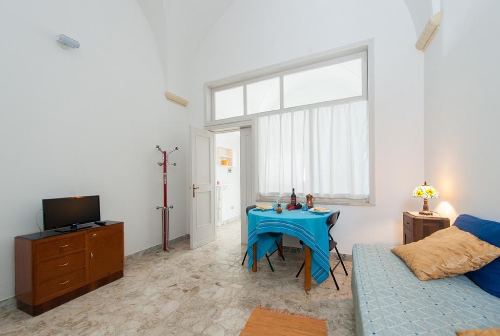 Appartamento Casa La Ronza Lecce Camera foto